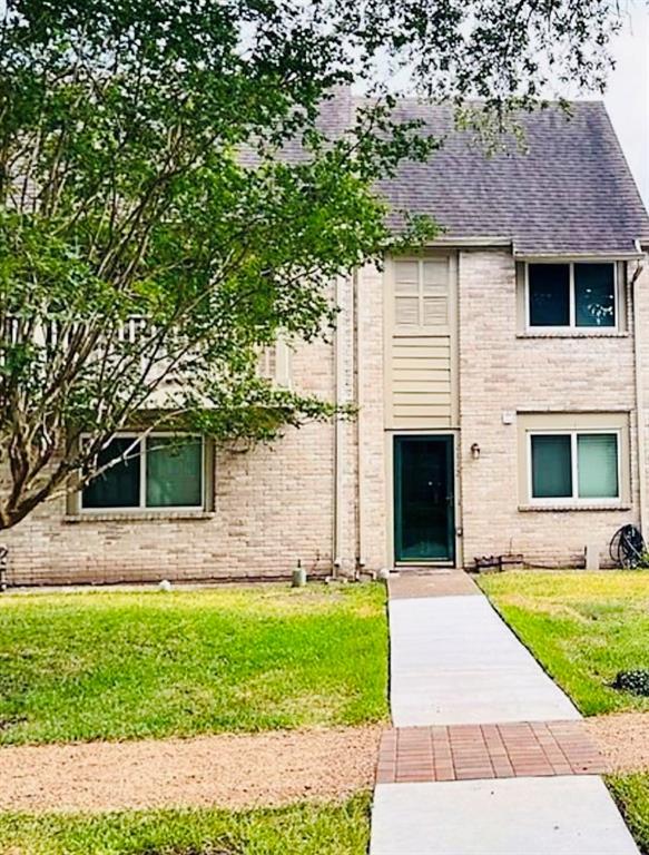 property at 2112 Greenbriar Colony Dr