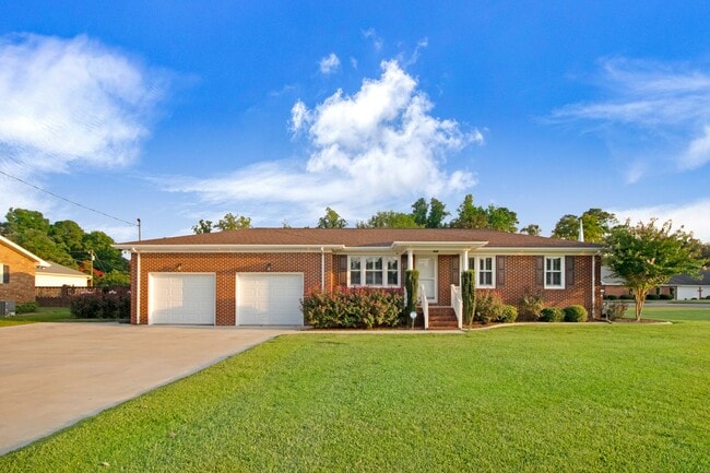 property at 604 E Patetown Rd