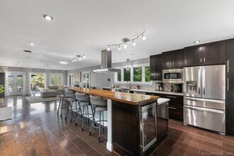 33 Jefferson Pl in Branford, CT - Building Photo - Building Photo