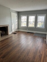 929 N Nelson Rd in Columbus, OH - Building Photo - Building Photo