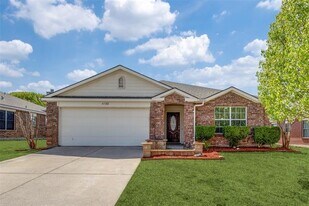 4502 Falcon Dr in Sherman, TX - Building Photo