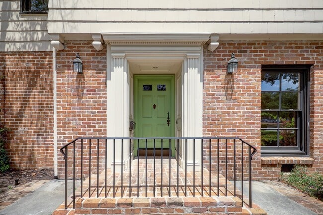 property at 3020 San Felipe St