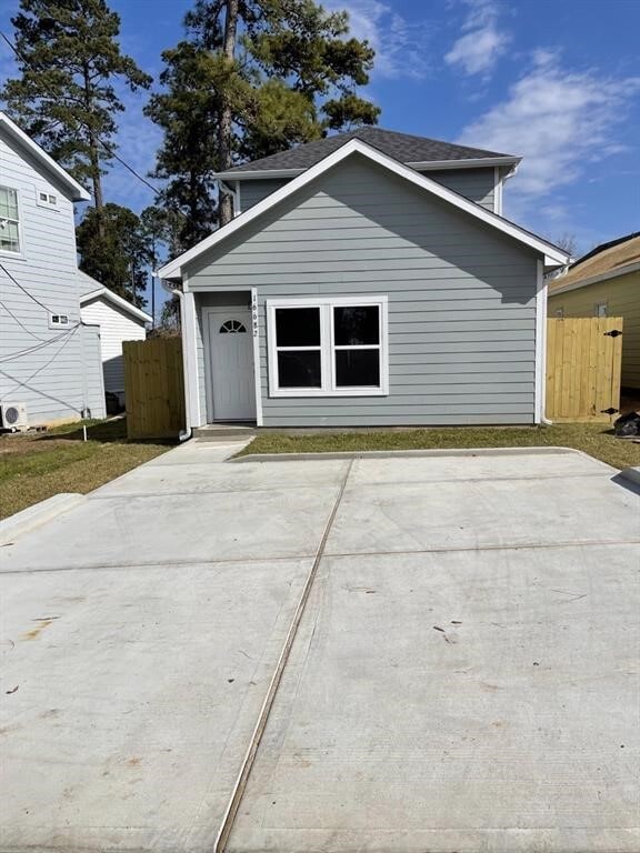 16682 E Forrestal St in Montgomery, TX - Building Photo - Building Photo