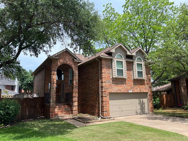property at 638 St Andrews Pl