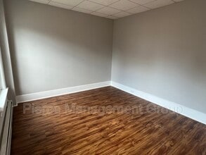 68 Kenney St in Manchester, NH - Building Photo - Building Photo