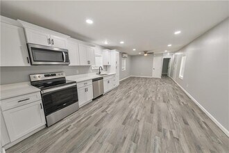 1725 Oak Grove Church Rd in Carrollton, GA - Building Photo - Building Photo