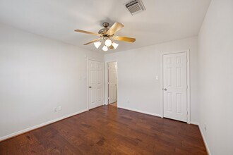 1727 Hadley St in Houston, TX - Building Photo - Building Photo