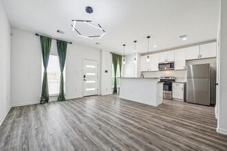310 Connecticut St in Houston, TX - Building Photo - Building Photo