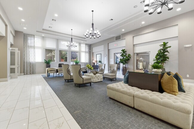 High Point Uptown in Houston, TX - Building Photo - Lobby