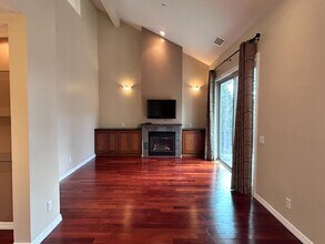 27111 Sugar Pine Dr in Lake Arrowhead, CA - Building Photo - Building Photo