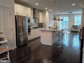 3113 Sundrops Ct in Fairfax, VA - Building Photo - Building Photo