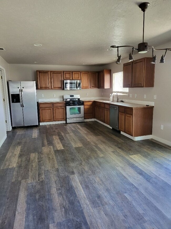 17649 Parkdale Ave in Nampa, ID - Building Photo - Building Photo