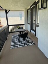 10406 Sandlewood Ln in Porter Ranch, CA - Building Photo - Building Photo