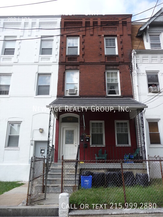 622 N 32nd St in Philadelphia, PA - Building Photo