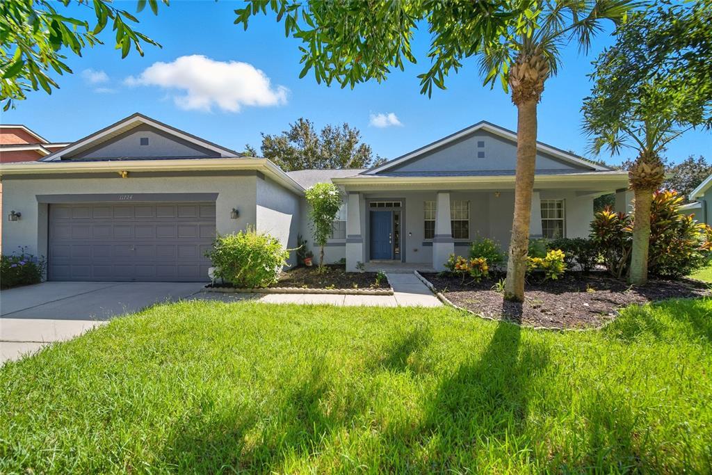 11724 Holly Creek Dr in Riverview, FL - Building Photo