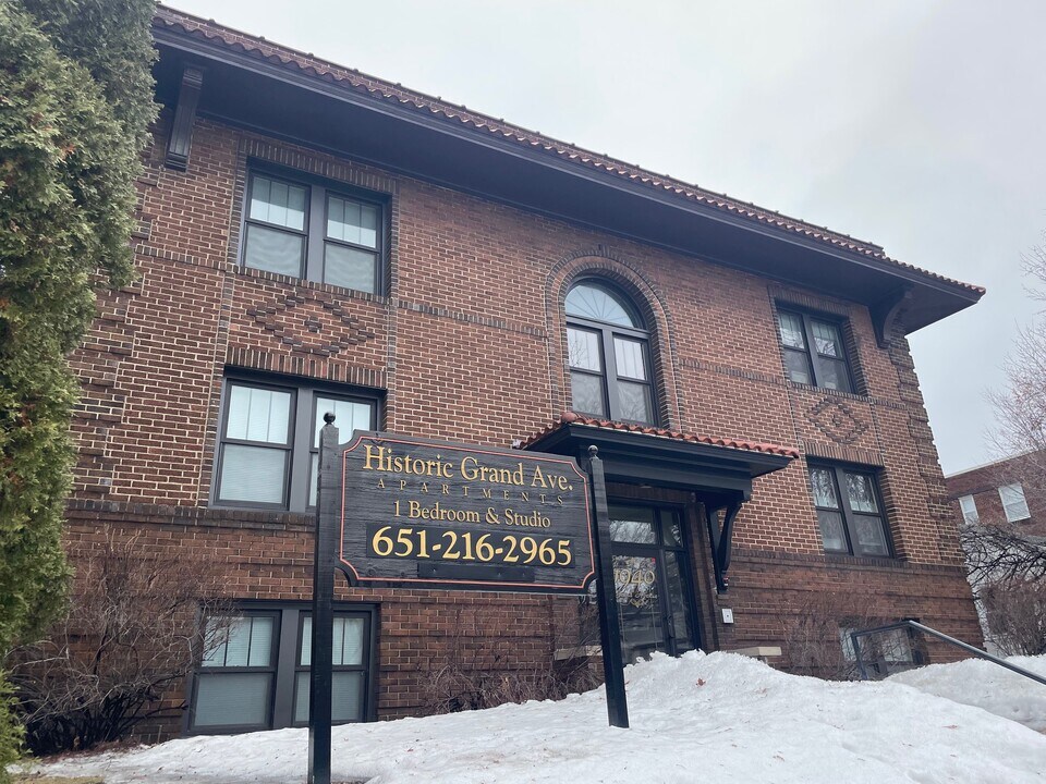 Historic Grand Avenue Apartments in St. Paul, MN - Foto de edificio