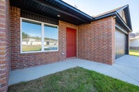 2408 Bentwood Dr in Alexander, AR - Foto de edificio - Building Photo