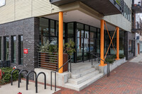 Church and Main in Durham, NC - Foto de edificio - Building Photo