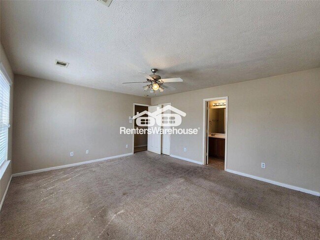11111 Valley Kings Dr in Houston, TX - Foto de edificio - Building Photo