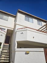 5025 Valley Crest Dr in Concord, CA - Building Photo