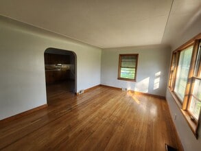 2908 Ralph Ave in Louisville, KY - Building Photo - Building Photo