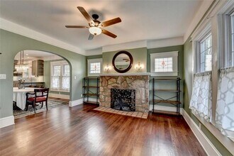 309 S Columbia Dr in Decatur, GA - Building Photo - Building Photo