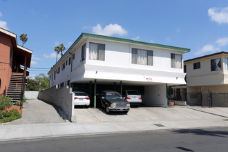 168 N Mariposa Ave in Los Angeles, CA - Building Photo - Primary Photo