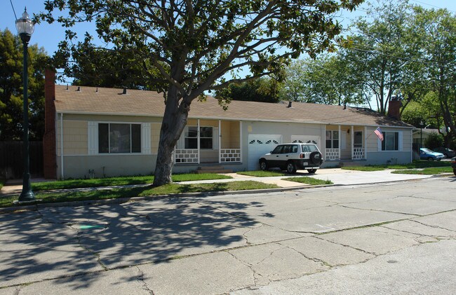 417 S Idaho St in San Mateo, CA - Building Photo - Building Photo