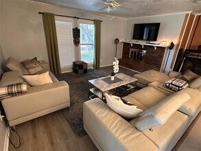 2545 Norway Dr in Garland, TX - Building Photo - Building Photo