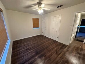 1017 Calcutta St in Hurst, TX - Building Photo - Building Photo