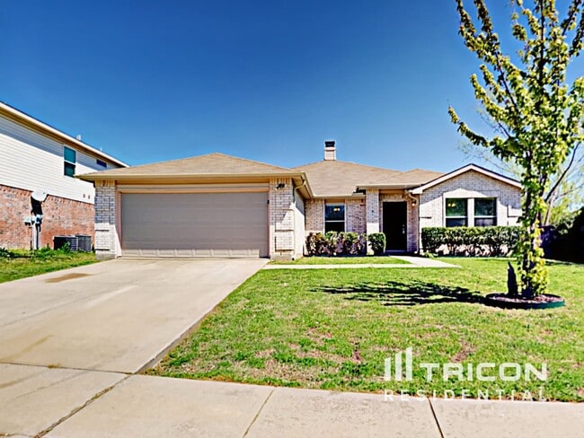 216 Blazing Star Trail in Burleson, TX - Building Photo - Building Photo