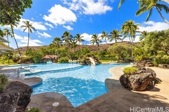 501 Hahaione St in Honolulu, HI - Building Photo - Building Photo