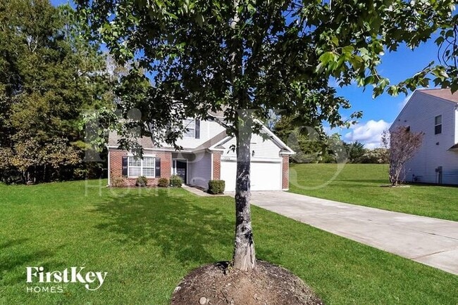 13724 Fairplains Ct in Charlotte, NC - Foto de edificio - Building Photo