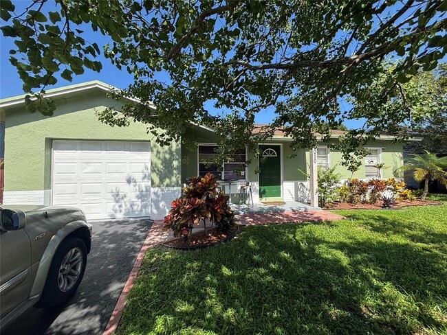 1010 SW 83rd Ave