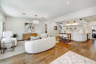 3815 Wakeforest St in Houston, TX - Building Photo - Building Photo