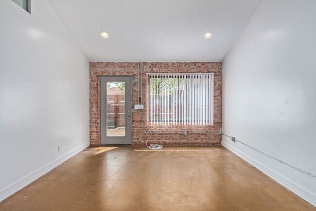 1810 N 16th St in Phoenix, AZ - Foto de edificio - Building Photo