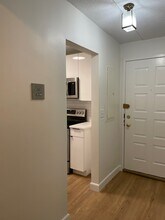 16 Winter St, Unit 47A in Waltham, MA - Building Photo - Building Photo