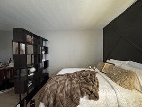 6175 W Grand Ave in Gurnee, IL - Building Photo - Building Photo