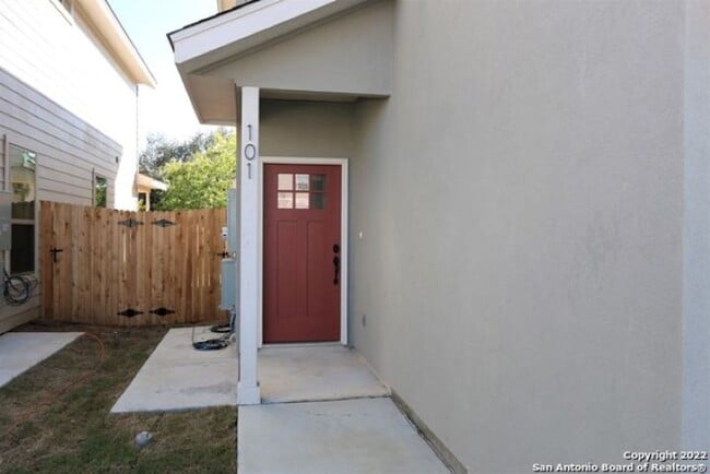 10310 Lynwood Branch in San Antonio, TX - Building Photo - Building Photo