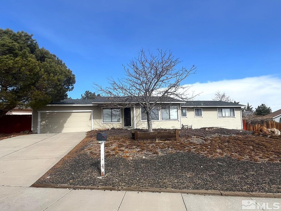 3320 Socrates Dr in Reno, NV - Building Photo