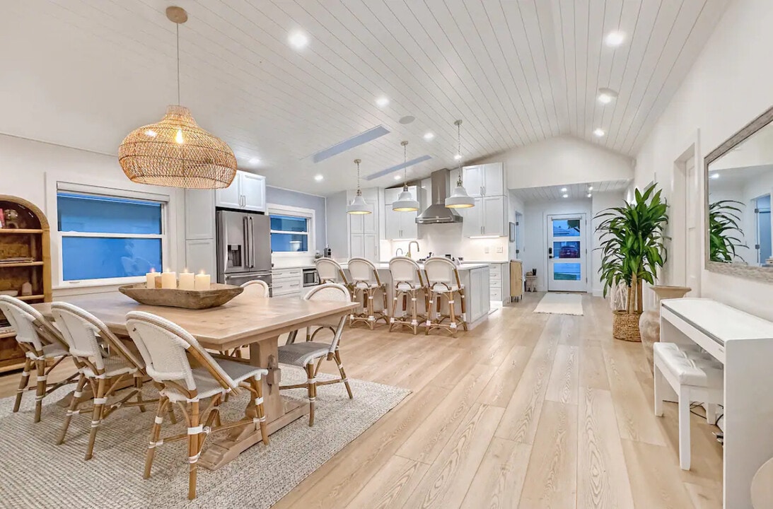 763 102nd Ave N in Naples, FL - Foto de edificio