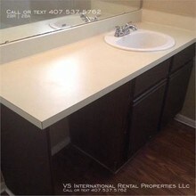 2102 Cascades Blvd-Unit -Unit 202 in Kissimmee, FL - Building Photo - Building Photo
