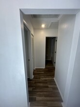 7355 Parkside Villas Dr N in St. Petersburg, FL - Building Photo - Building Photo
