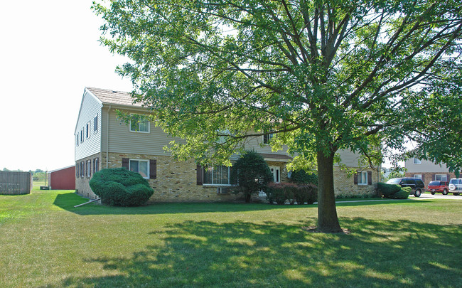 2929 87th St in Sturtevant, WI - Foto de edificio - Building Photo