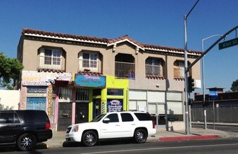 6101 Compton Ave (1448 E 61st) in Los Angeles, CA - Building Photo - Building Photo