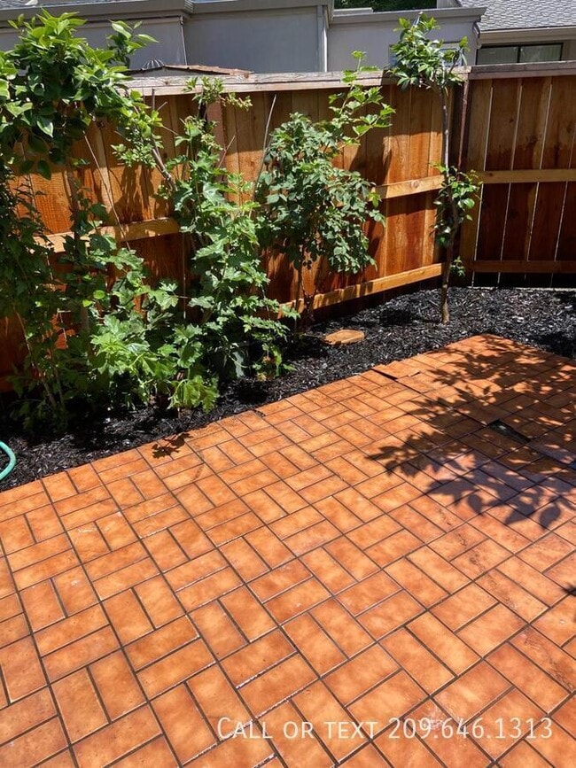6734 Cumberland Pl in Stockton, CA - Building Photo - Building Photo