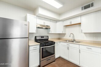 616 S Bellview in Mesa, AZ - Building Photo - Building Photo