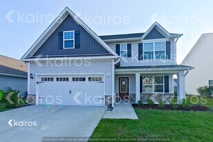 121 W Luminous Way in Hampstead, NC - Building Photo