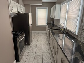 174 Colony Crescent in Akron, OH - Building Photo - Building Photo