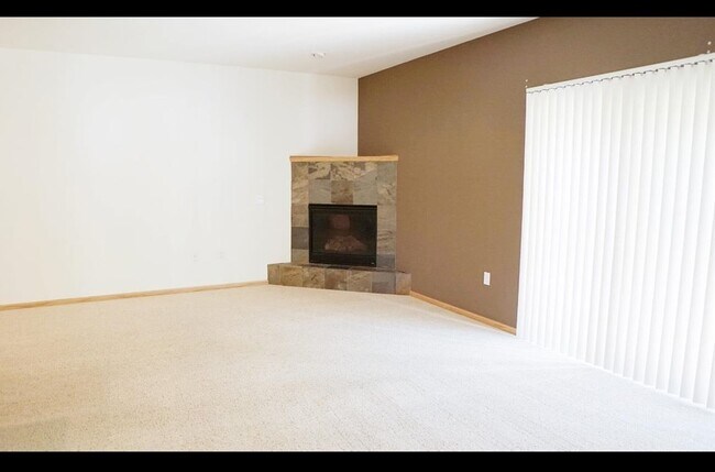 2657 High Ridge Trail in Fitchburg, WI - Building Photo - Building Photo